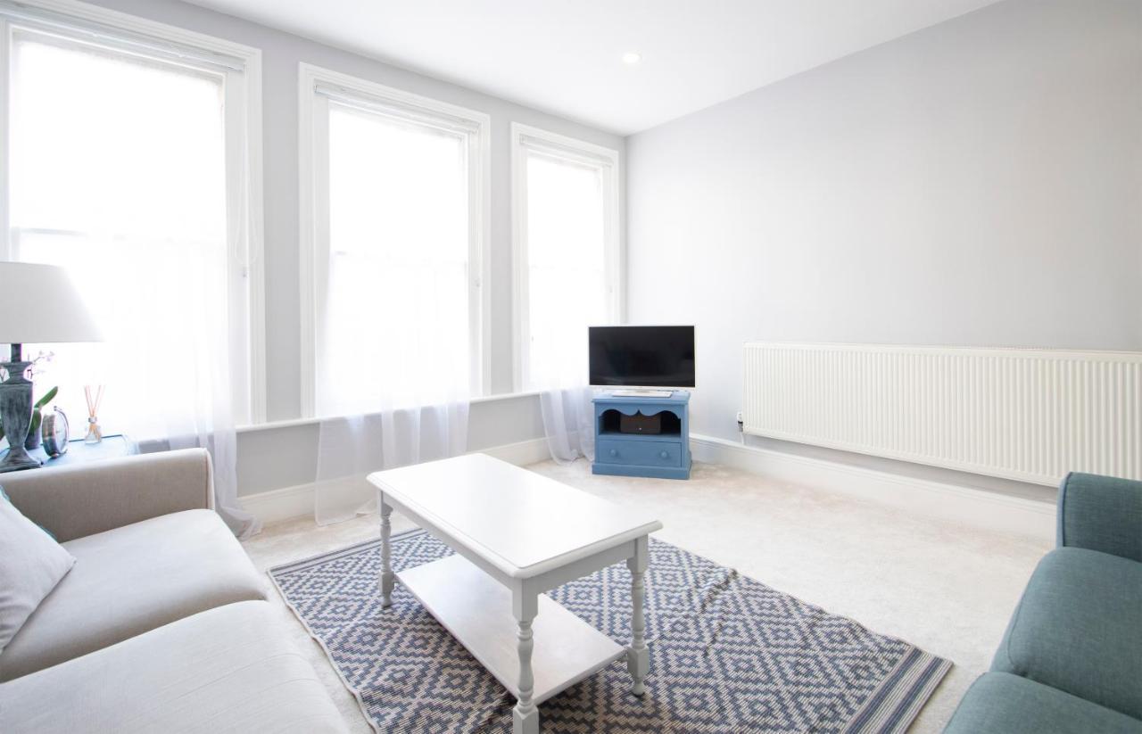 Modern Apartment In Leamington Spa City Centre ภายนอก รูปภาพ