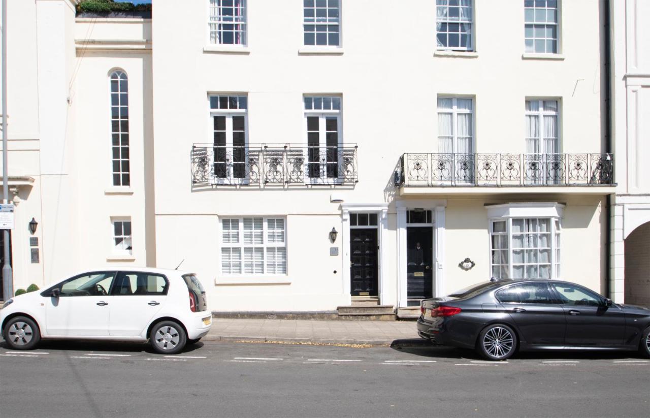 Modern Apartment In Leamington Spa City Centre ภายนอก รูปภาพ